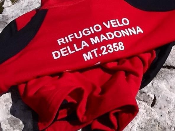 Rifugio Velo Della Madonna Hotel ซานมาร์ตีโนดีกัสตรอสซา ภายนอก รูปภาพ