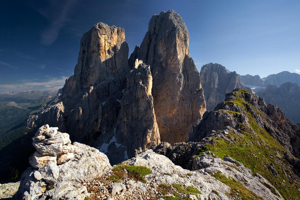 Rifugio Velo Della Madonna Hotel ซานมาร์ตีโนดีกัสตรอสซา ภายนอก รูปภาพ